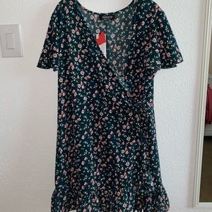 ✰ forest green floral wrap dress ✰